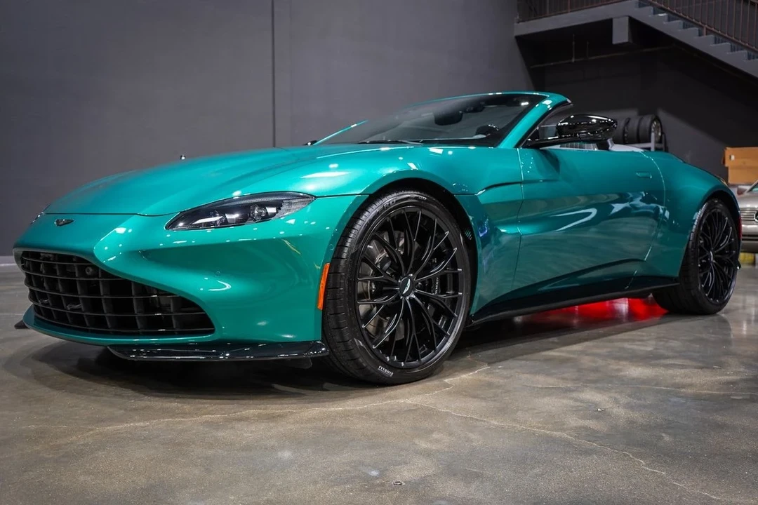 2023 Aston Martin V8 Vantage (2019+) - Image 11 of 21