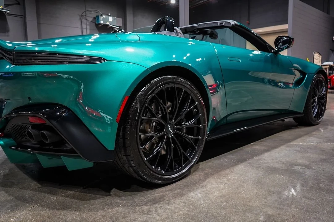 2023 Aston Martin V8 Vantage (2019+) - Image 19 of 21