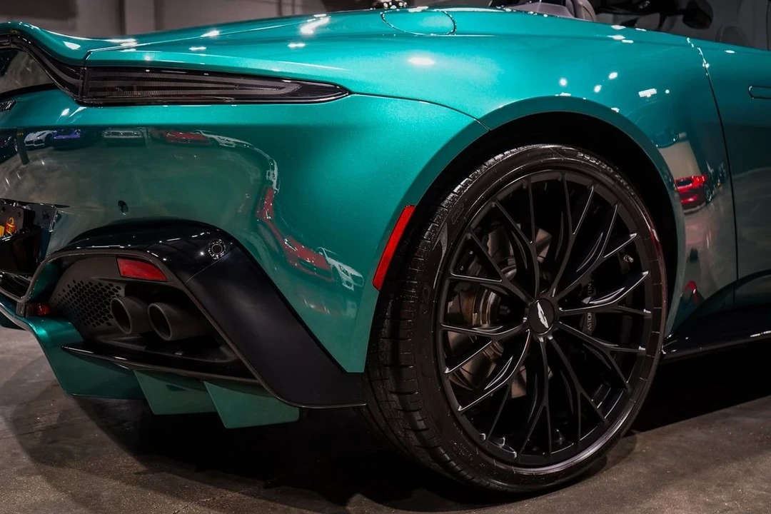2023 Aston Martin V8 Vantage (2019+) - Image 18 of 21
