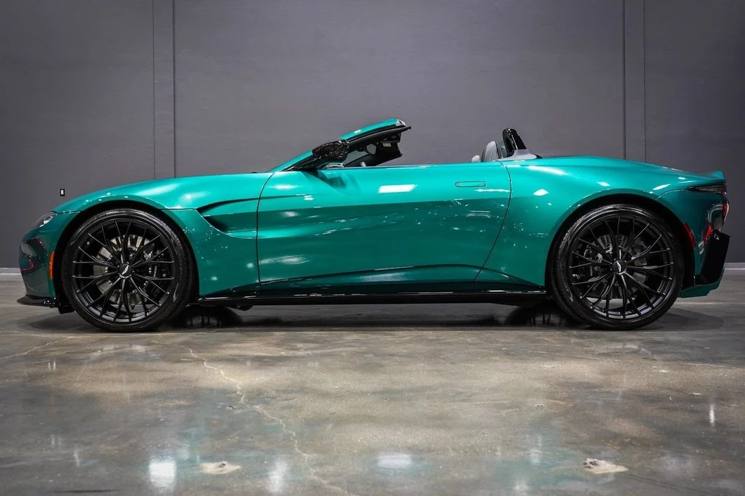 2023 Aston Martin V8 Vantage (2019+) - Image 3 of 21
