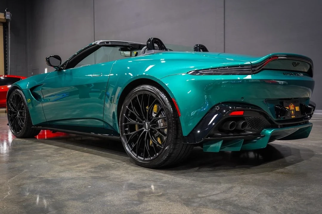 2023 Aston Martin V8 Vantage (2019+) - Image 4 of 21