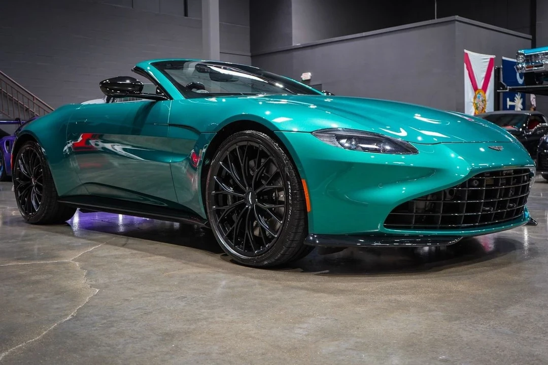 2023 Aston Martin V8 Vantage (2019+) - Image 8 of 21