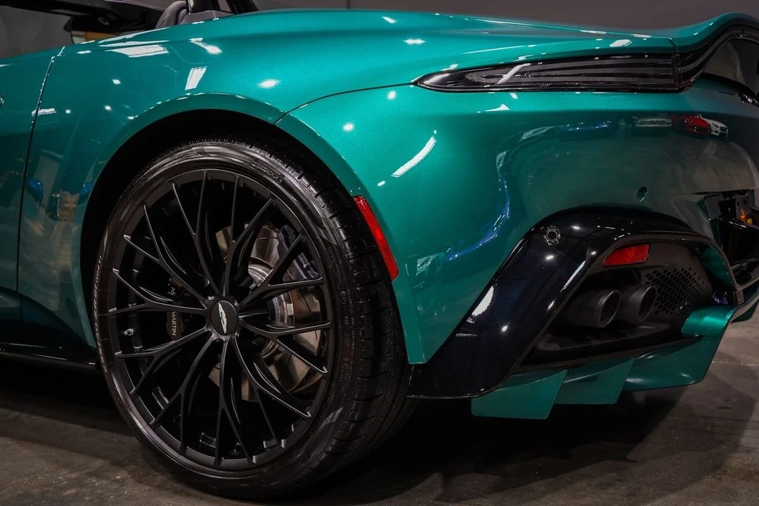 2023 Aston Martin V8 Vantage (2019+) - Image 14 of 21