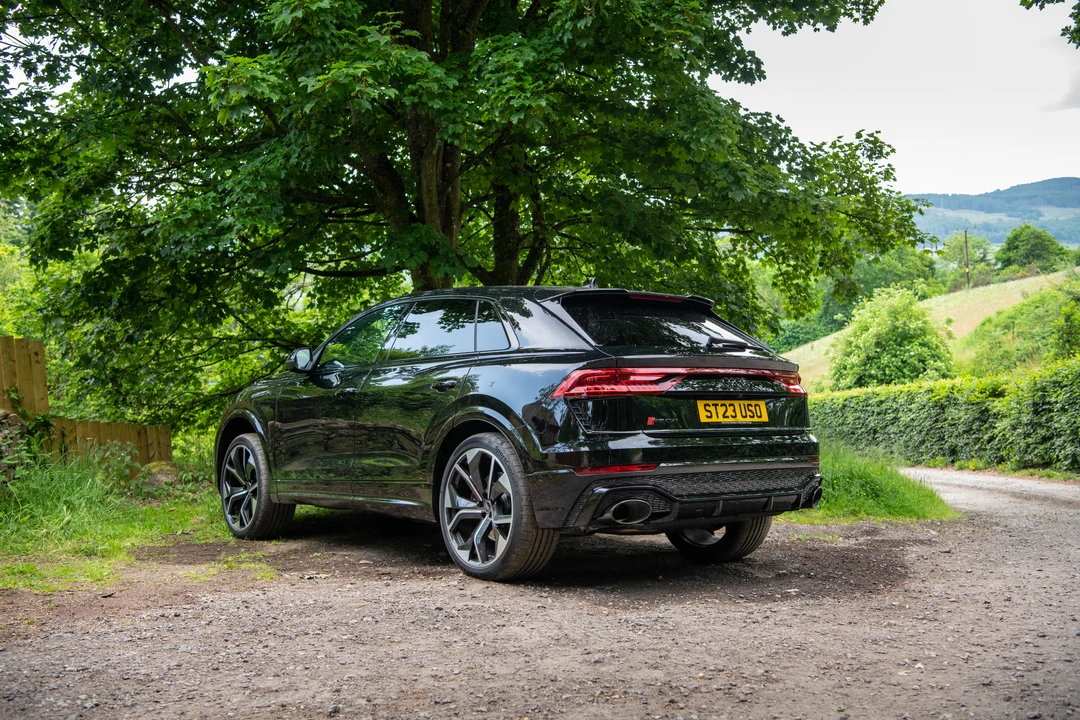 2023 Audi RS Q8 - Image 15 of 31