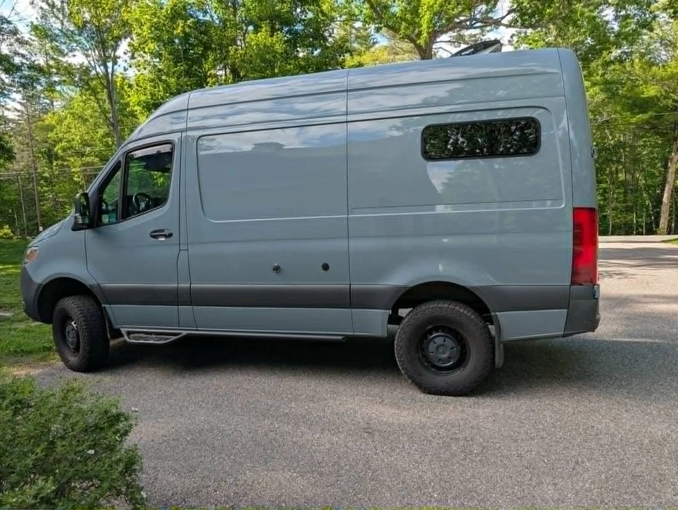 2023 Mercedes-Benz VS30 Sprinter - Image 4 of 12