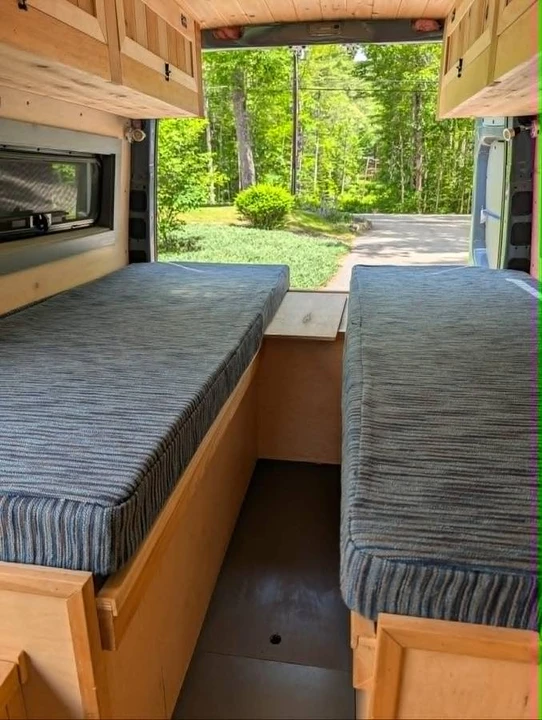 2023 Mercedes-Benz VS30 Sprinter - Image 5 of 12