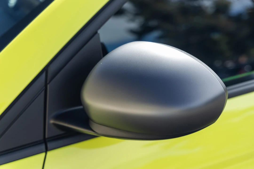 2023 Fiat 500e - Image 12 of 31