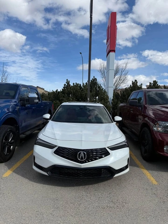 2023 Acura Integra - Image 2 of 16