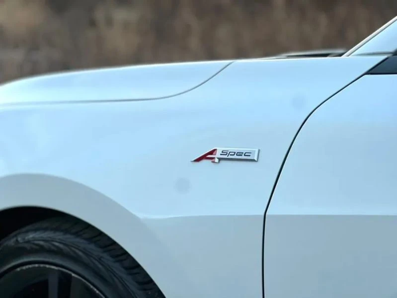 2023 Acura Integra 5th Gen - Image 11 of 12