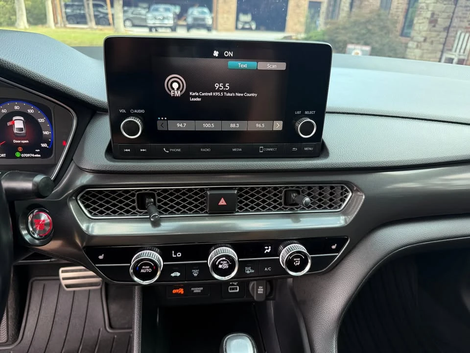 2023 Acura Integra 5th Gen - Image 14 of 19