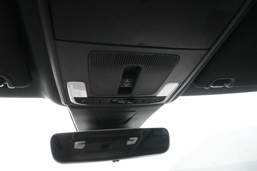 2023 Acura Integra 5th Gen - Image 17 of 31