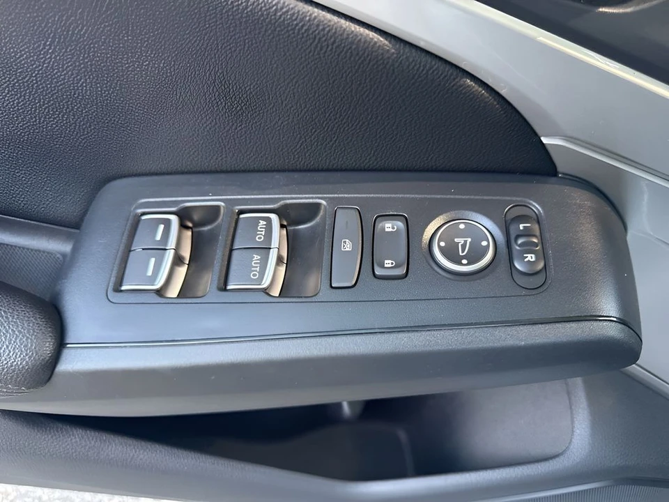 2023 Acura Integra 5th Gen - Image 25 of 30