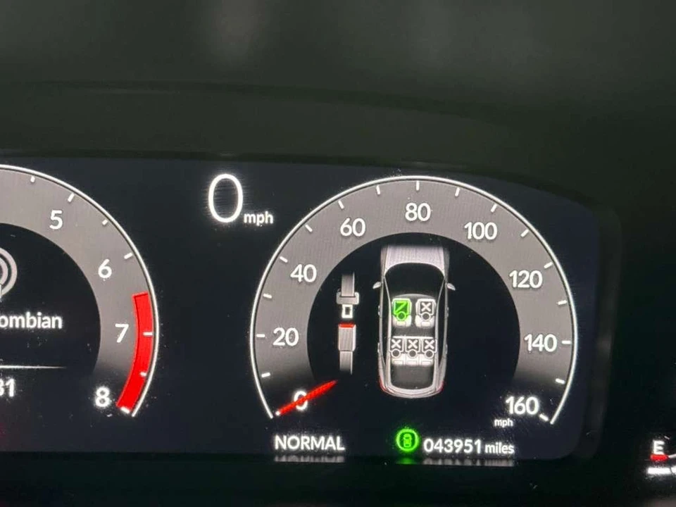 2023 Acura Integra 5th Gen - Image 15 of 31