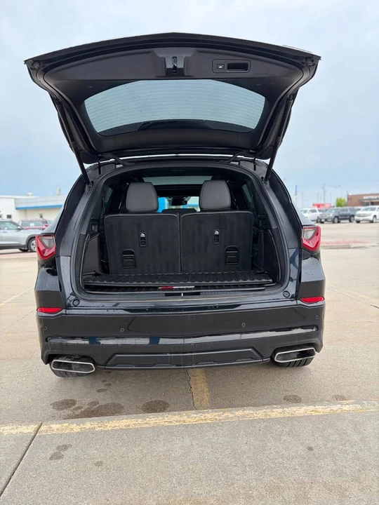 2023 Acura MDX 4th Gen - Image 6 of 15