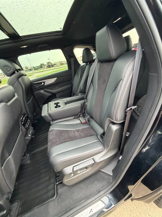 2023 Acura MDX 4th Gen - Image 10 of 15