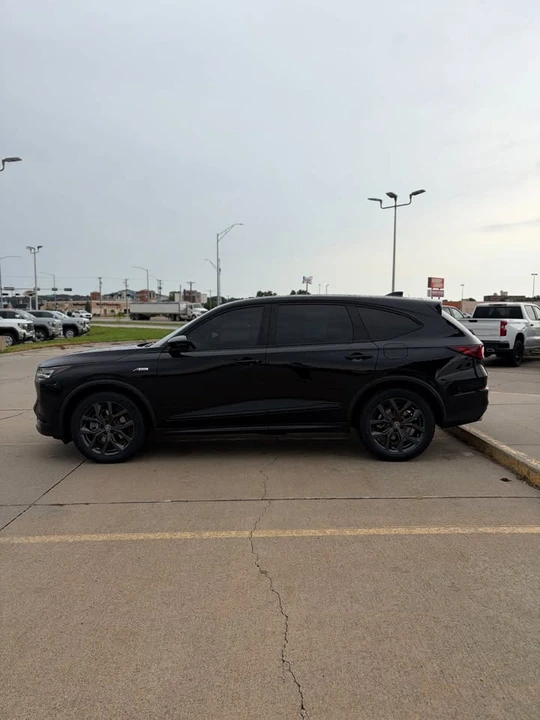 2023 Acura MDX 4th Gen - Image 3 of 15
