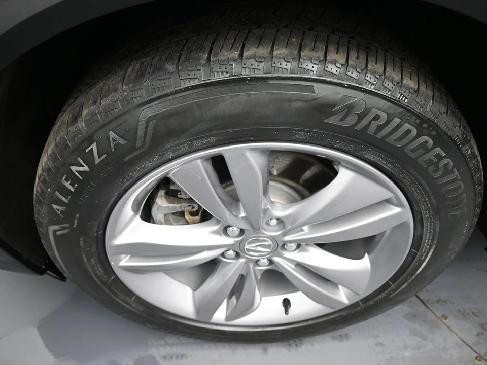 2023 Acura MDX 4th Gen - Image 14 of 21