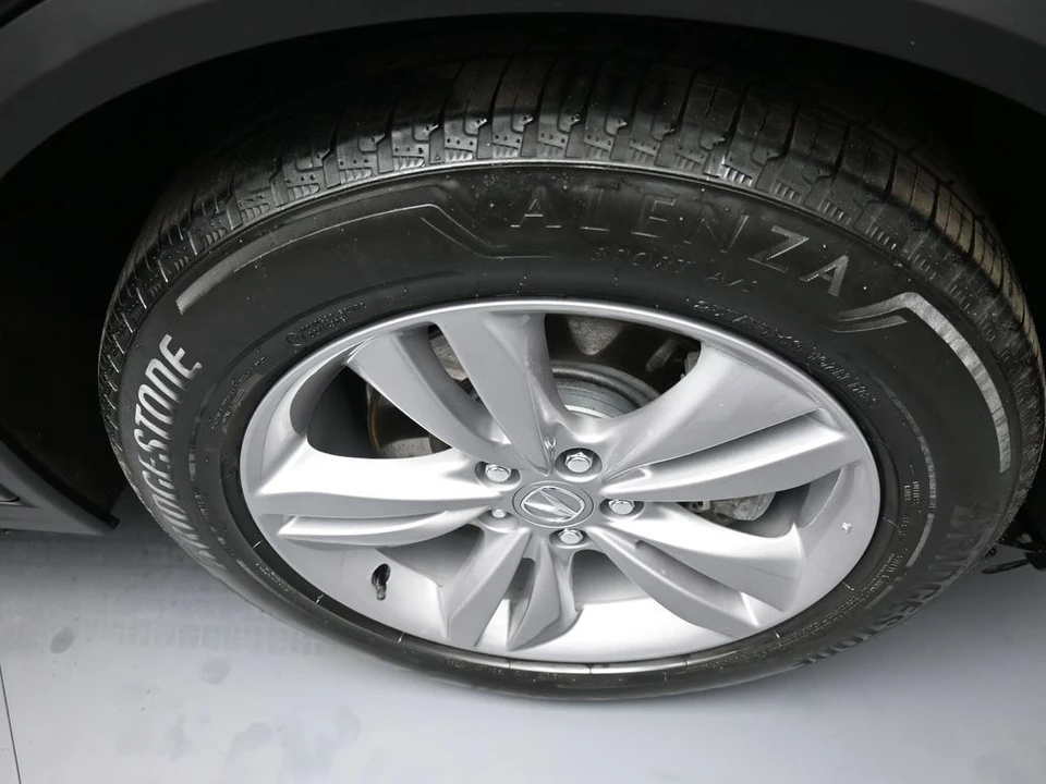 2023 Acura MDX 4th Gen - Image 13 of 21