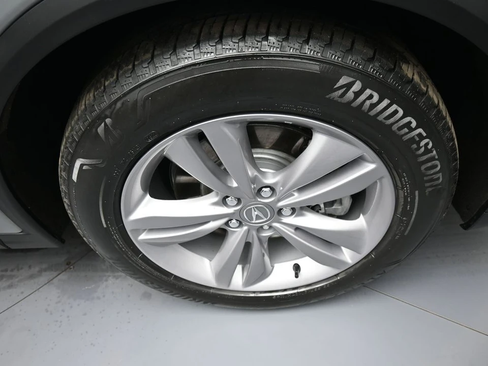 2023 Acura MDX 4th Gen - Image 13 of 21
