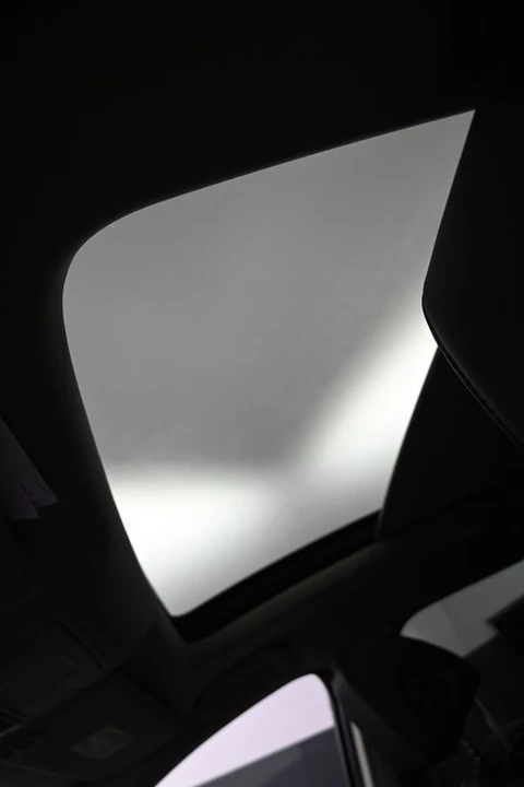 2023 Acura MDX 4th Gen - Image 18 of 21
