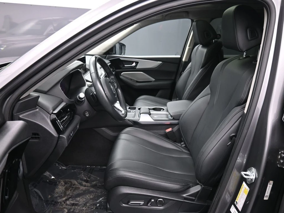 2023 Acura MDX 4th Gen - Image 19 of 21