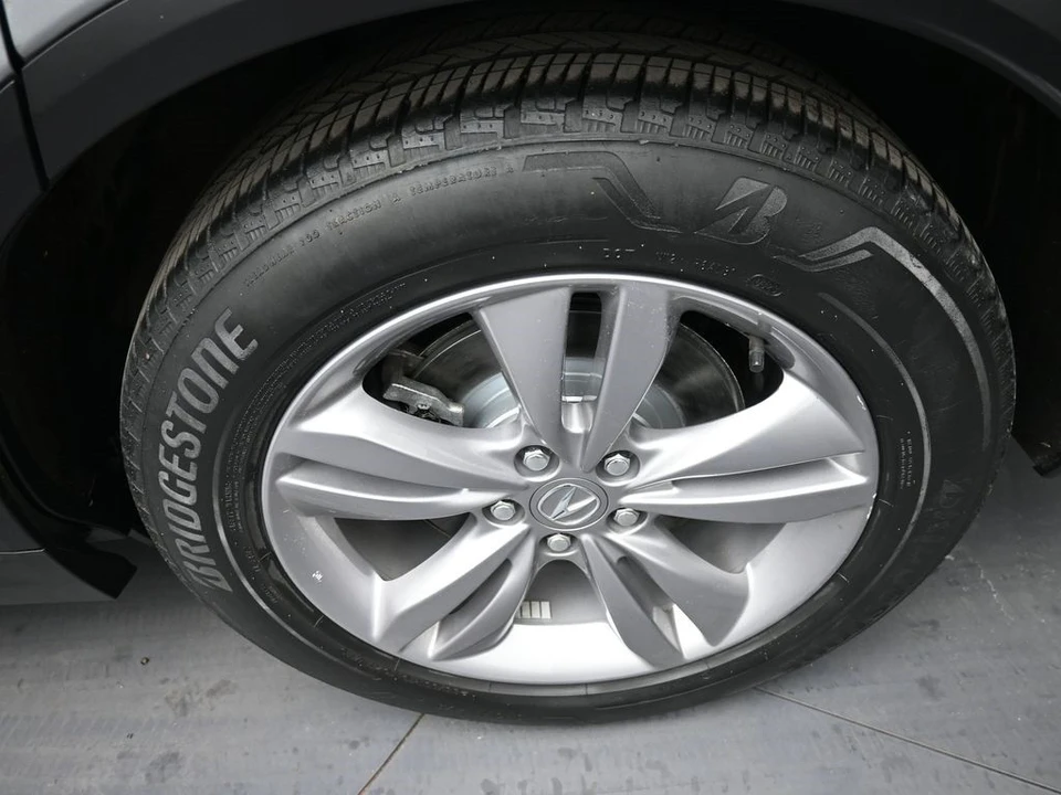 2023 Acura MDX 4th Gen - Image 15 of 21