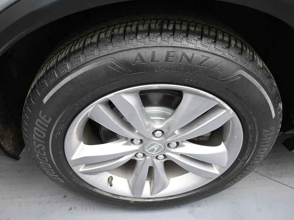 2023 Acura MDX 4th Gen - Image 13 of 21