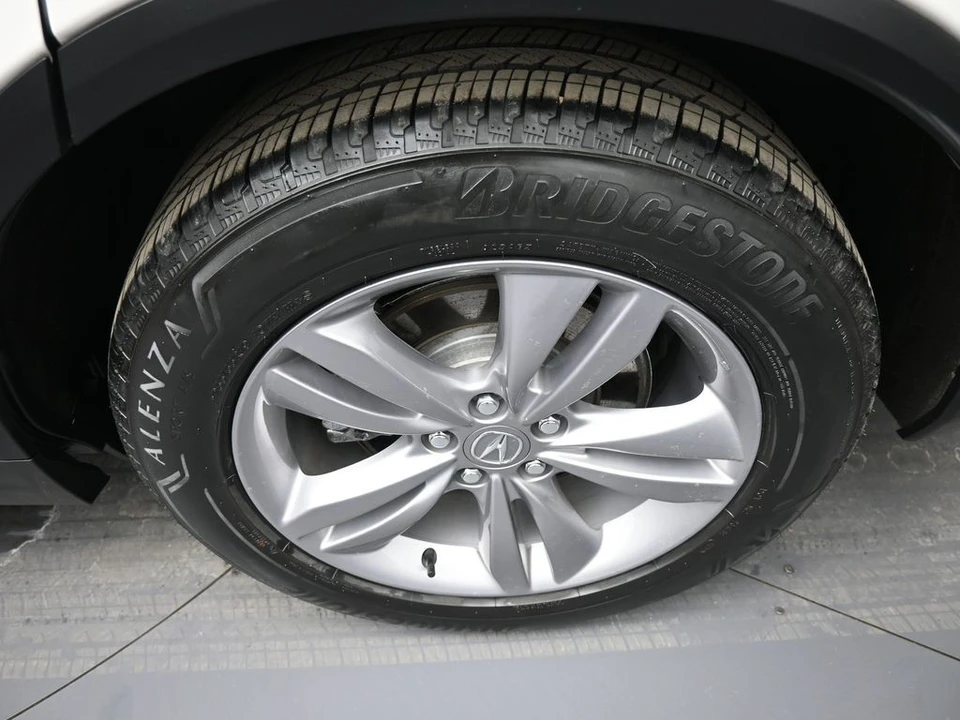 2023 Acura MDX 4th Gen - Image 15 of 21