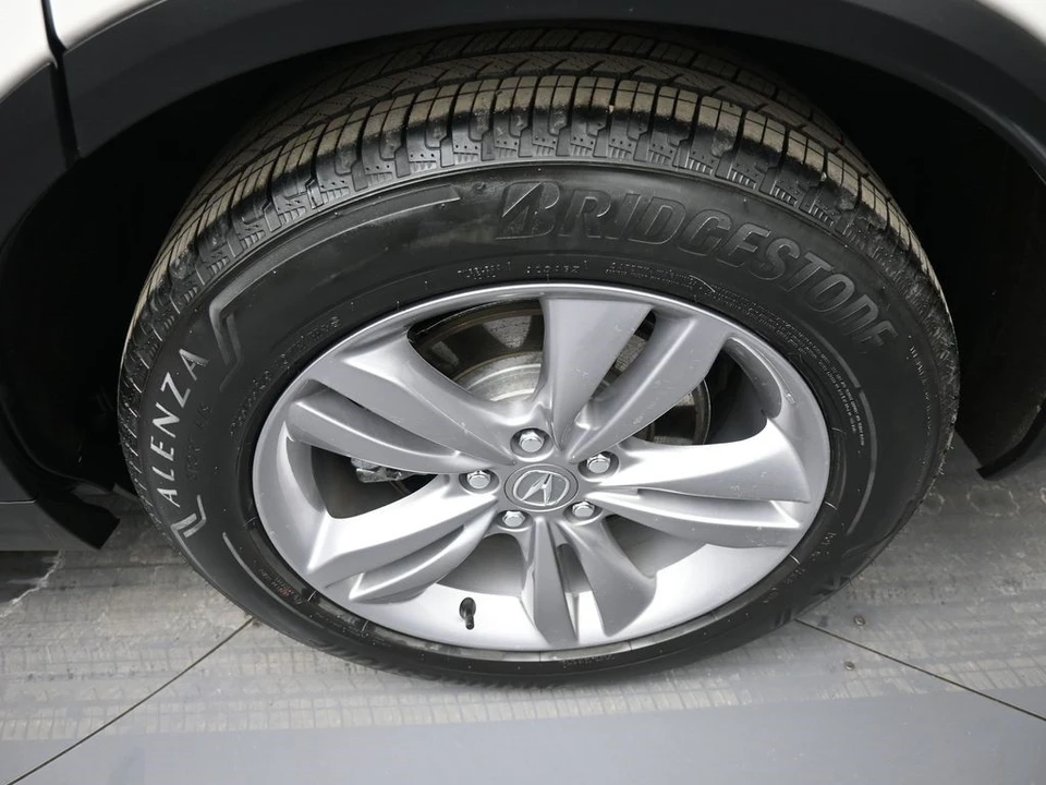2023 Acura MDX 4th Gen - Image 15 of 21