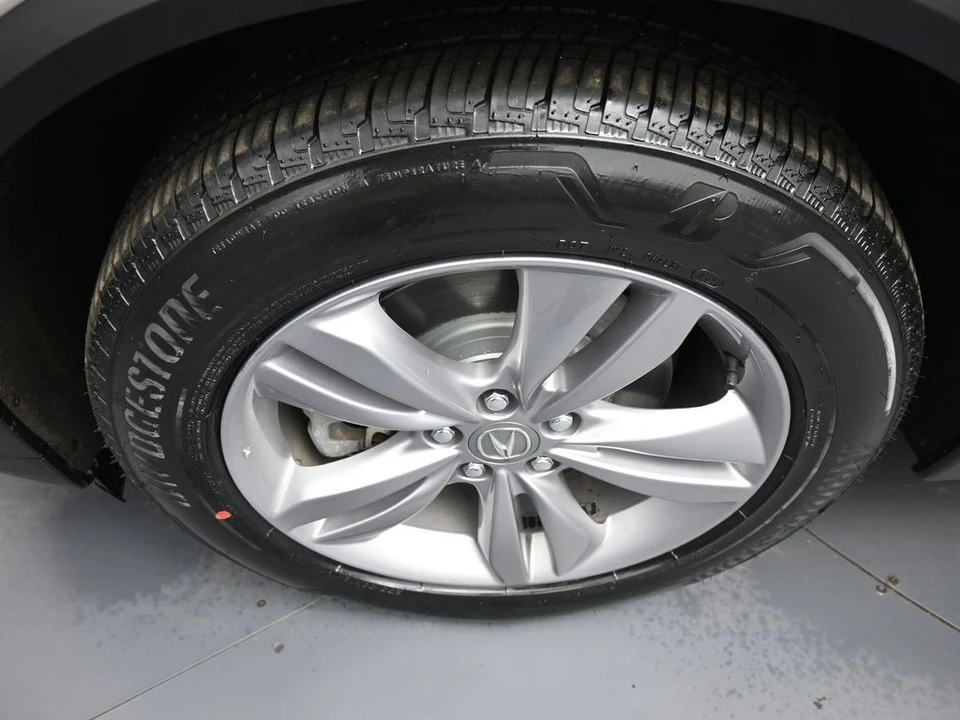 2023 Acura MDX 4th Gen - Image 14 of 21