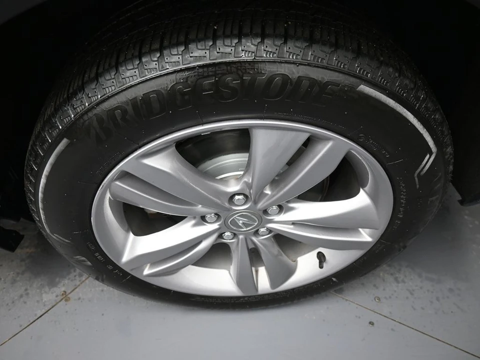 2023 Acura MDX 4th Gen - Image 15 of 21