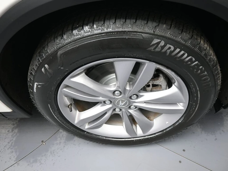 2023 Acura MDX 4th Gen - Image 13 of 21