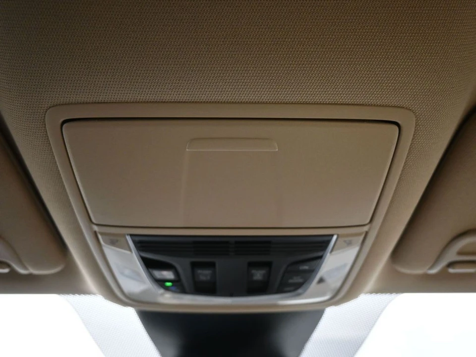 2023 Acura MDX 4th Gen - Image 17 of 21