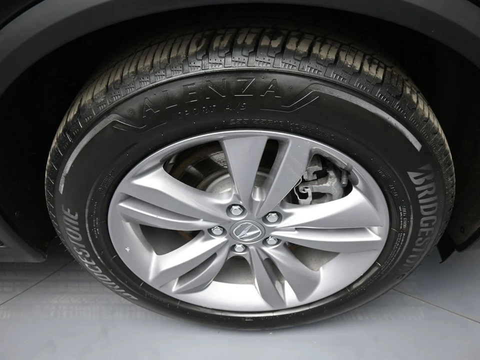 2023 Acura MDX 4th Gen - Image 13 of 21