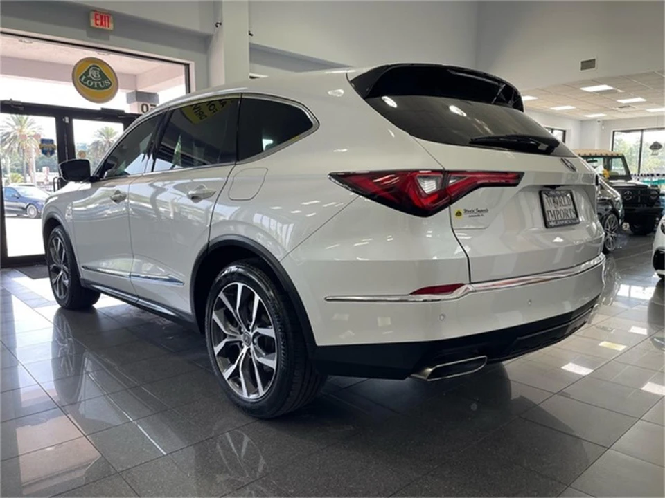 2023 Acura MDX 4th Gen - Image 3 of 31