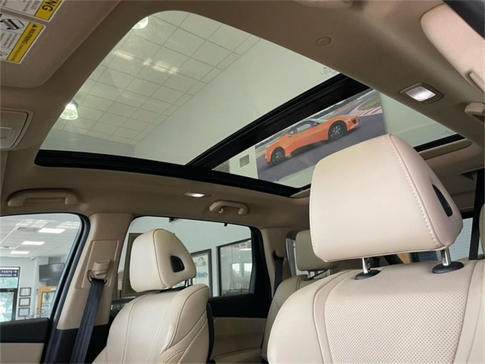 2023 Acura MDX 4th Gen - Image 27 of 31