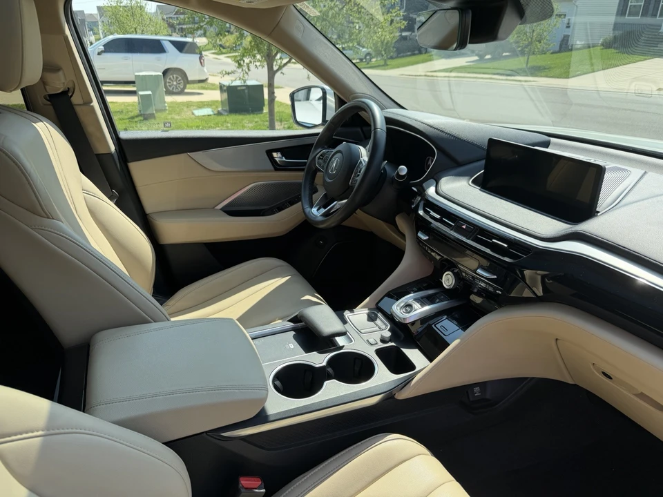 2023 Acura MDX 4th Gen - Image 13 of 15