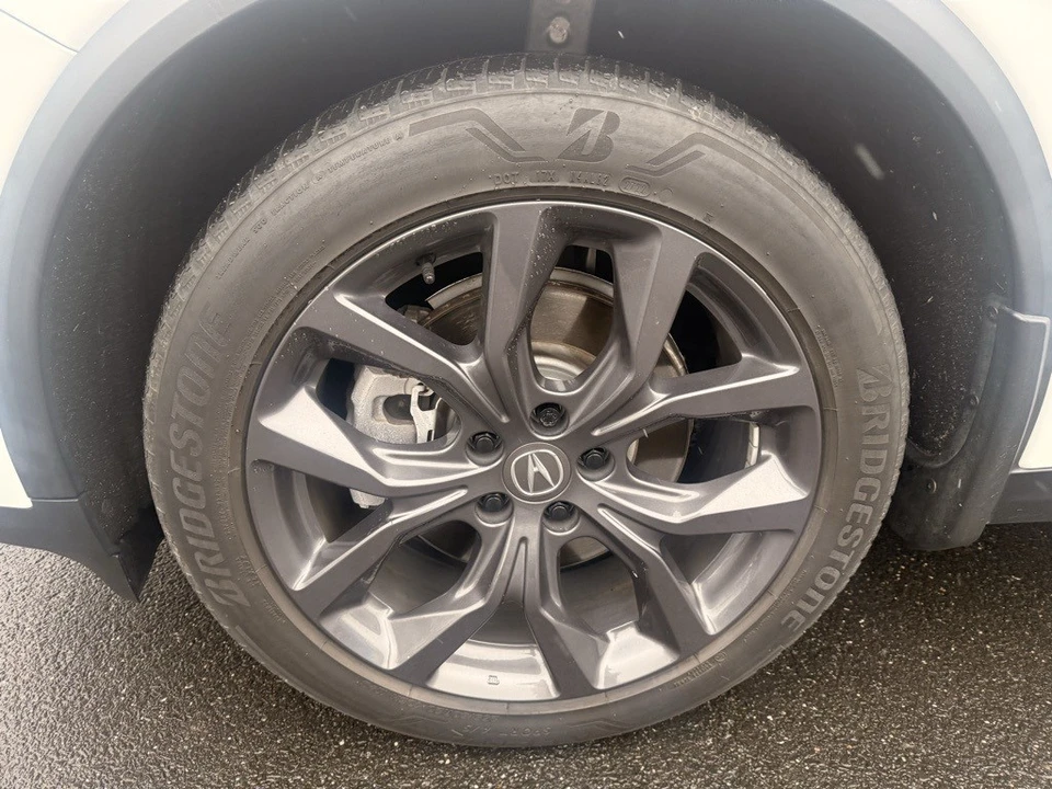2023 Acura MDX 4th Gen - Image 14 of 21