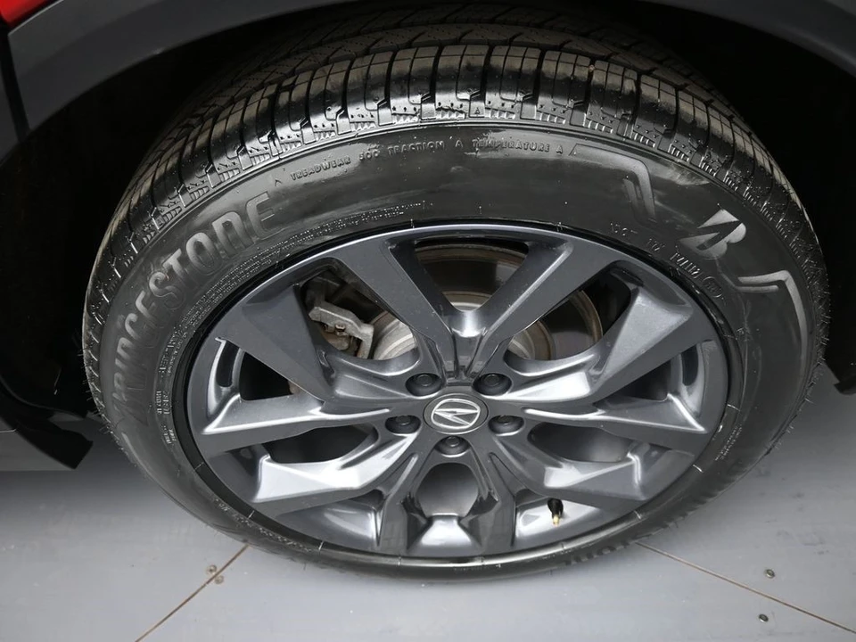 2023 Acura MDX 4th Gen - Image 15 of 21