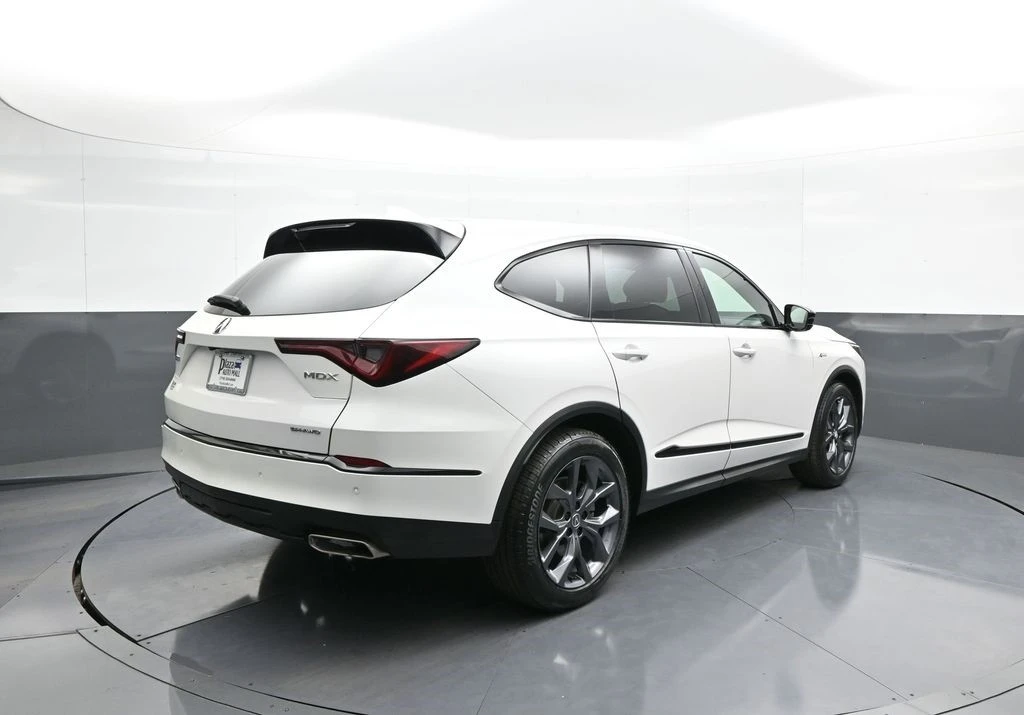 2023 Acura MDX 4th Gen - Image 6 of 21