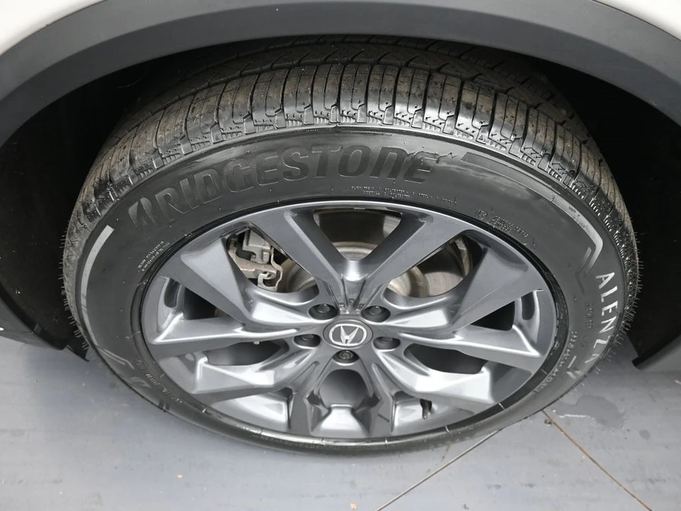 2023 Acura MDX 4th Gen - Image 14 of 21