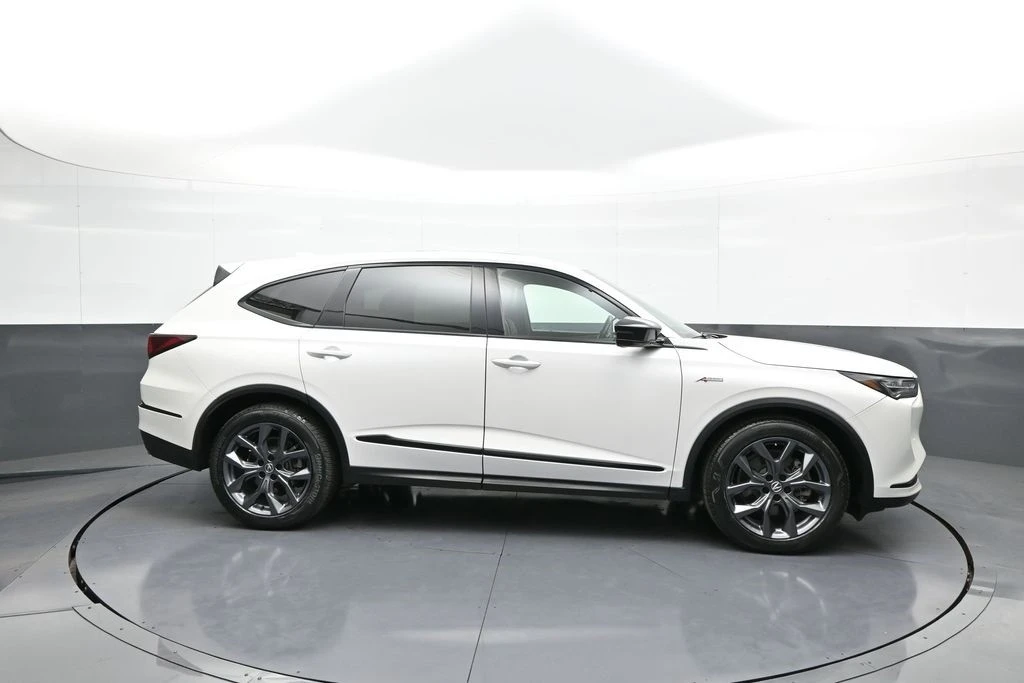 2023 Acura MDX 4th Gen - Image 5 of 21