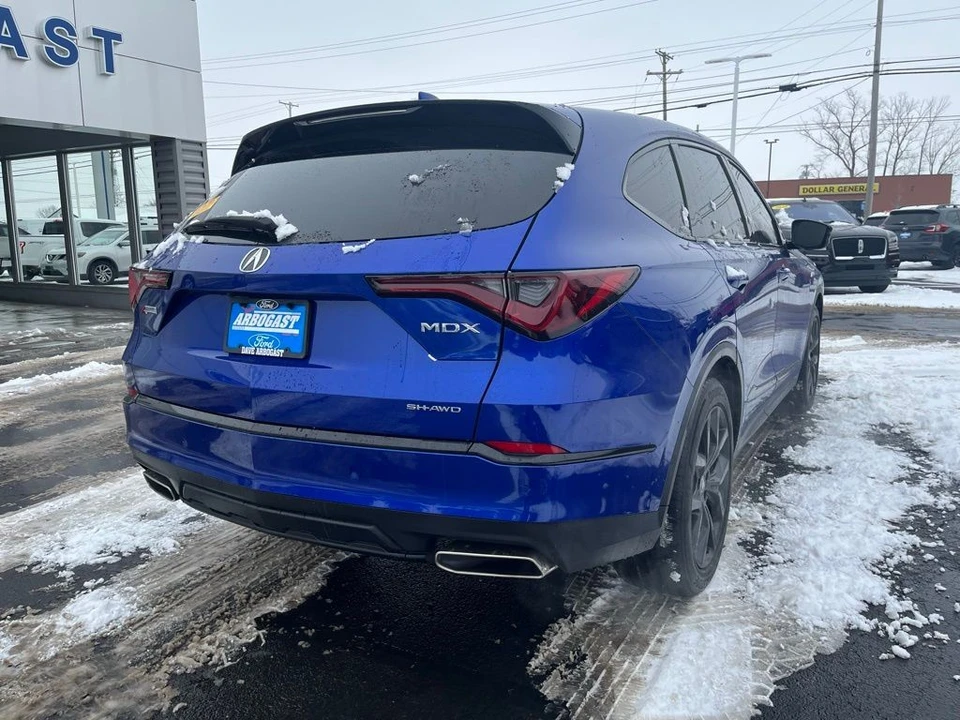 2023 Acura MDX 4th Gen - Image 3 of 12