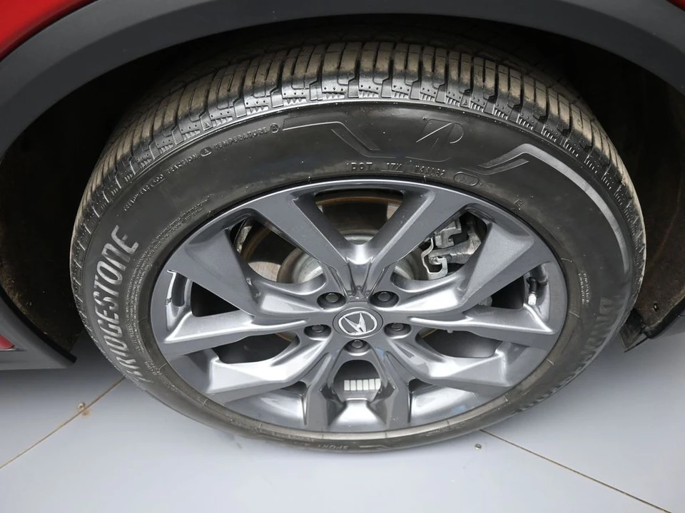2023 Acura MDX 4th Gen - Image 13 of 21