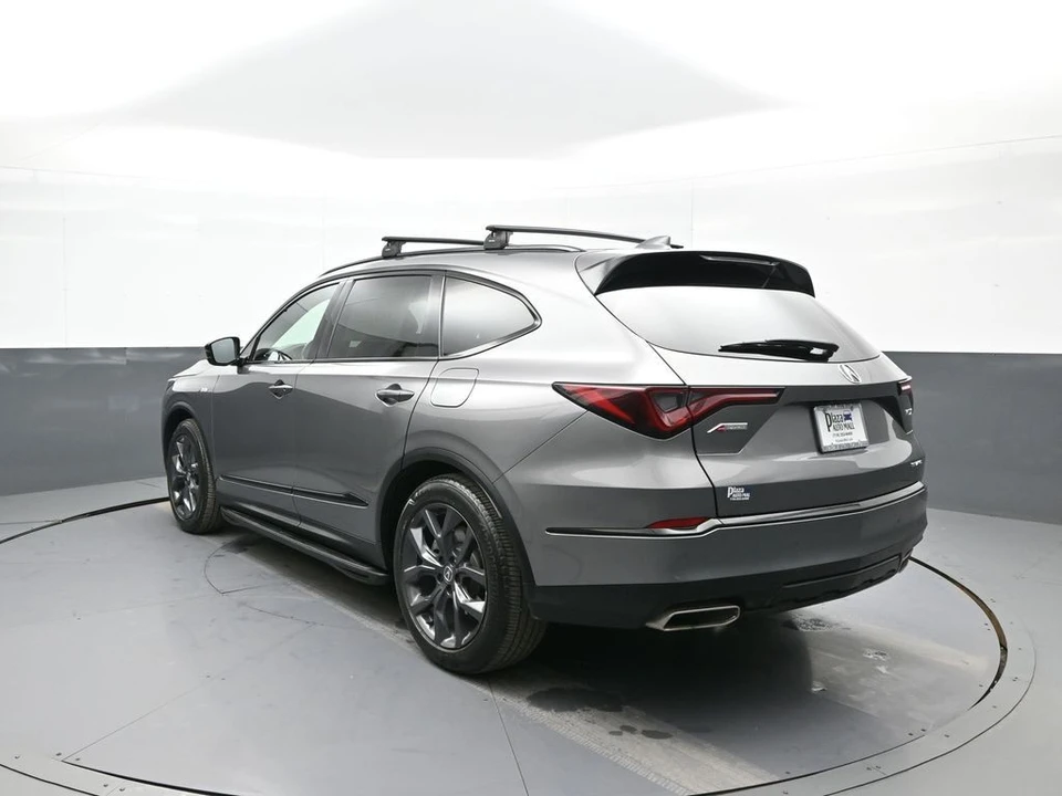 2023 Acura MDX 4th Gen - Image 8 of 12