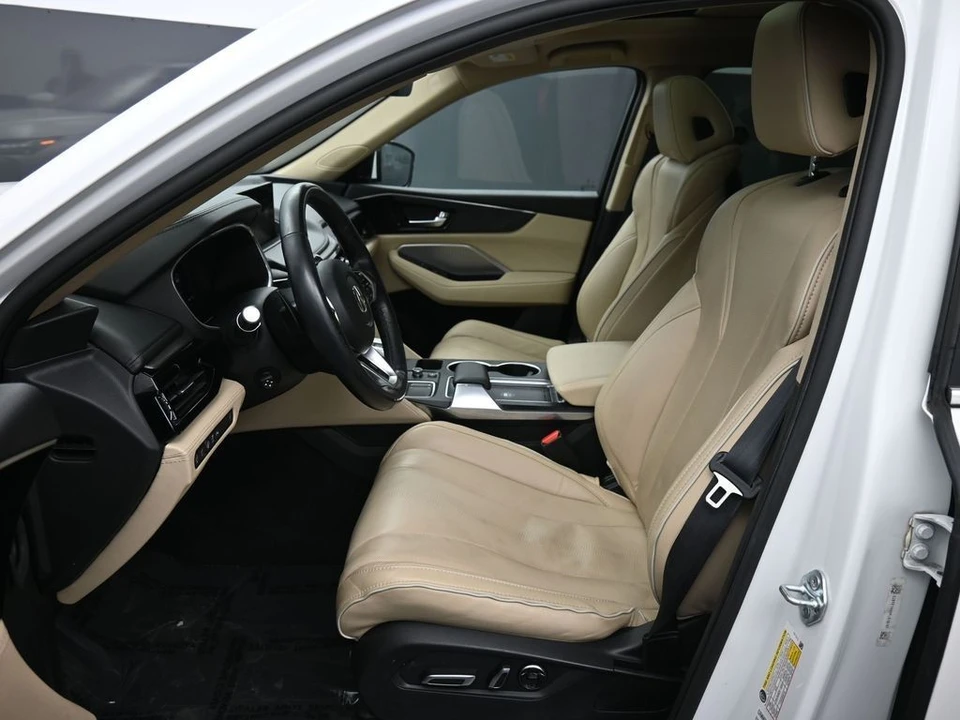2023 Acura MDX 4th Gen - Image 19 of 21