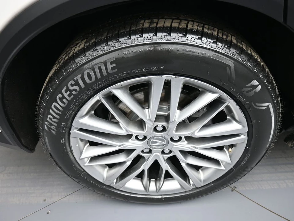 2023 Acura MDX 4th Gen - Image 12 of 21