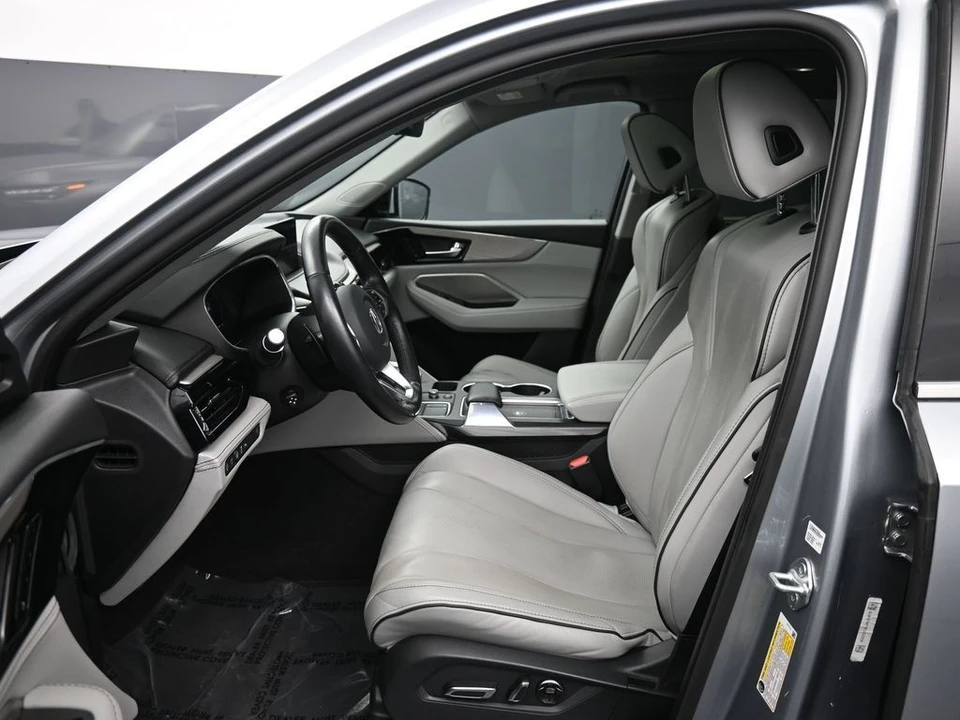 2023 Acura MDX 4th Gen - Image 19 of 21