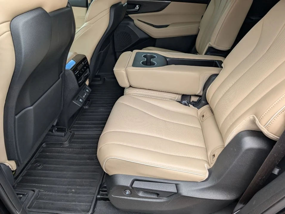 2023 Acura MDX 4th Gen - Image 10 of 21