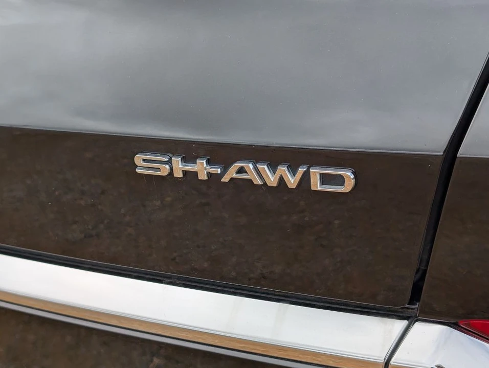 2023 Acura MDX 4th Gen - Image 7 of 21